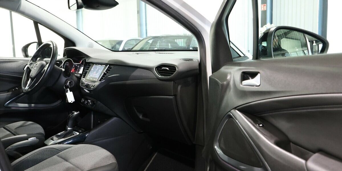 Opel Crossland 1.5 D BUSINESS ELEGANCE / LED / LEDER 127.000 km 12.991 &euro; Hamm 59077