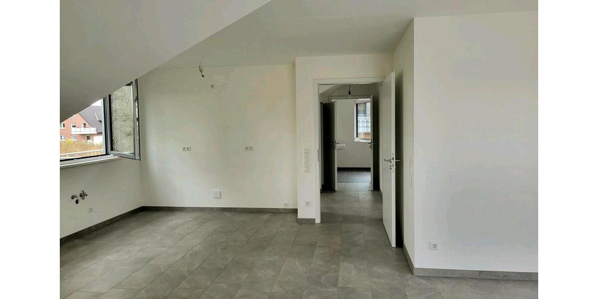 Dachgeschoßwohnung Langenberg - 2 Zimmer, 93 m&sup2;, 950&euro; | Angebot:25131174