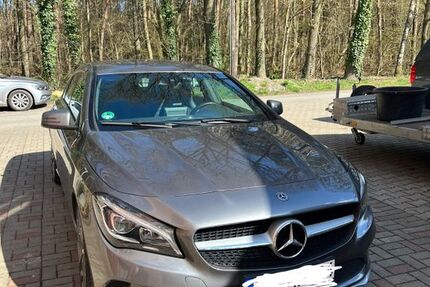 Mercedes-Benz CLA 180 Shooting Brake 130.000 km 12.990 &euro; Warendorf 48231