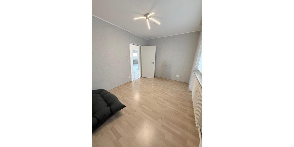 Etagenwohnung Oelde - 3 Zimmer, 100 m&sup2;, 900&euro; | Angebot:25718286