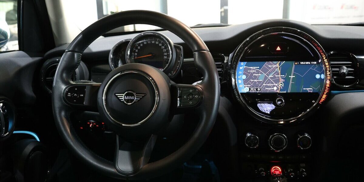 Mini ONE CLASSIC-TRIM / LED / LEDER / NAVI+APPLE 60.000 km 17.777 &euro; Hamm 59077