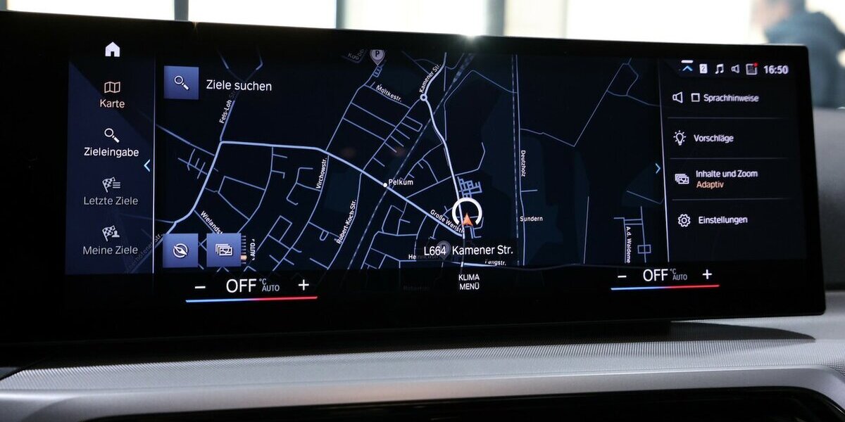 BMW 318d Touring ADVANTAGE CURVED+NAVI, LEDER, LED 67.000 km 29.444 &euro; Hamm 59077