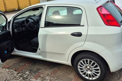 Fiat Grande Punto 147.500 km 2.650 &euro; Ahlen 59227