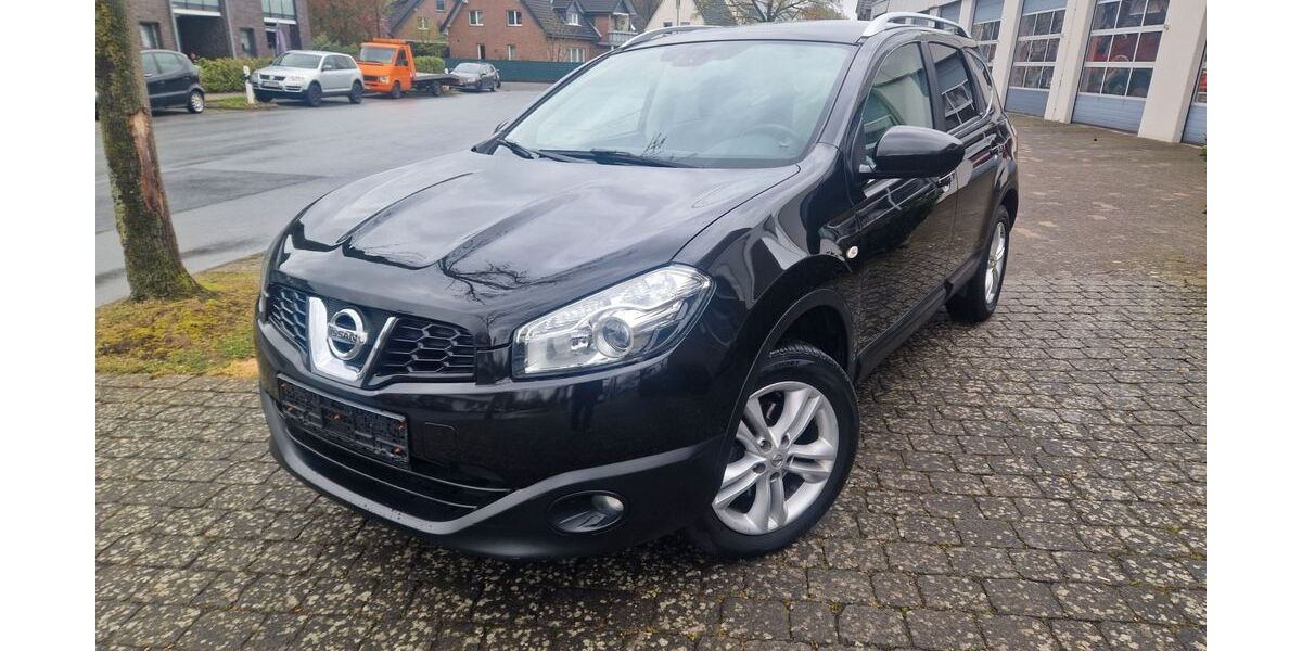 Nissan Qashqai 81.350 km 8.800 &euro; Herzebrock .- Clarholz 33442