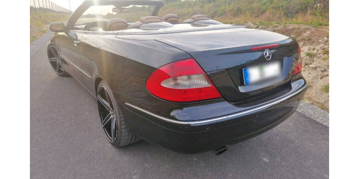 Mercedes-Benz CLK 200 221.000 km 7.775 &euro; Beckum 59269