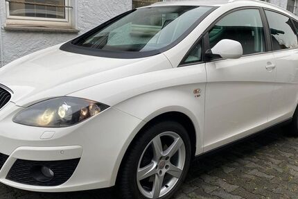 Seat Altea 93.500 km 6.400 &euro; Rheda Wiedenbrück 33378