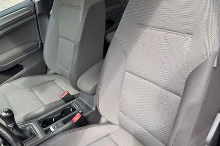 VW Golf 145.000 km 5.900 &euro; Kamen 59174