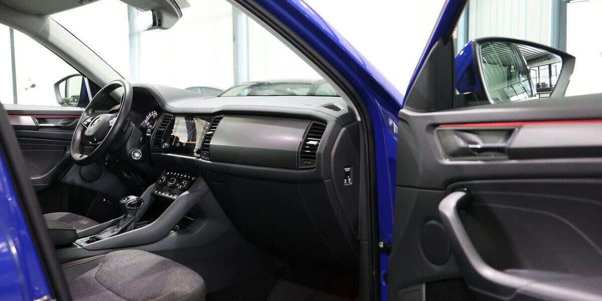 Skoda Kodiaq 2.0 TDI DSG 4x4 CLEVER / 7-SITZER, MATRIX 115.000 km 27.777 &euro; Hamm 59077