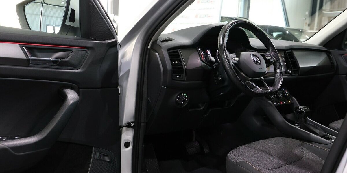 Skoda Kodiaq 1.5 TSI DSG CLEVER / LED / 1.HAND / NAVI+ 128.000 km 20.444 &euro; Hamm 59077
