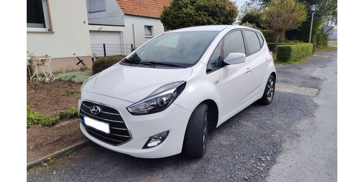Hyundai ix20 95.000 km 8.400 &euro; Ennigerloh 59320