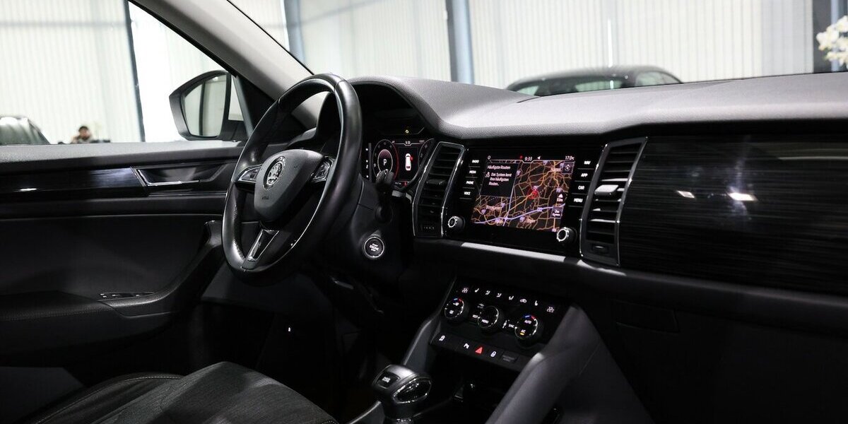 Skoda Kodiaq 2.0 TDI DSG 4x4 STYLE / LED, STANDHEIZUNG 148.000 km 19.991 &euro; Hamm 59077