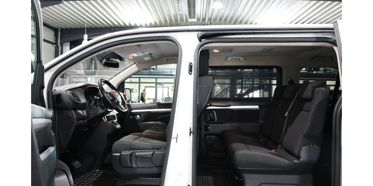 Opel Zafira Life 2.0 CDTI EDITION-M INNOVATION 8-SITZ 150.000 km 23.777 &euro; Hamm 59077