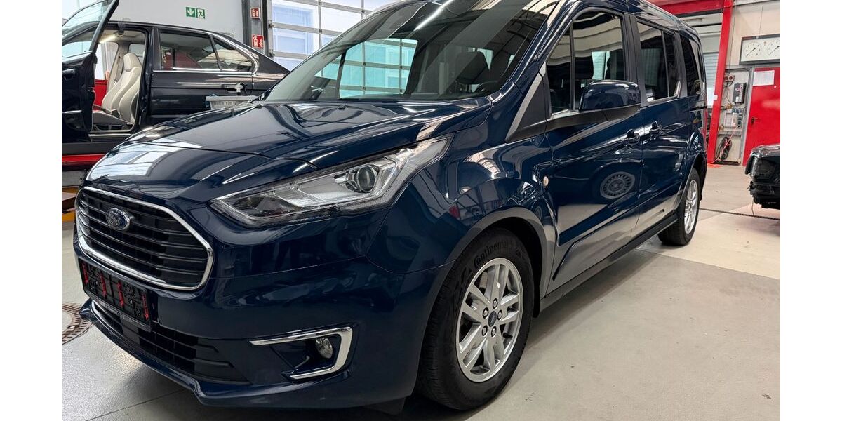 Ford Tourneo Connect 104.520 km 17.600 &euro; Warendorf 48231