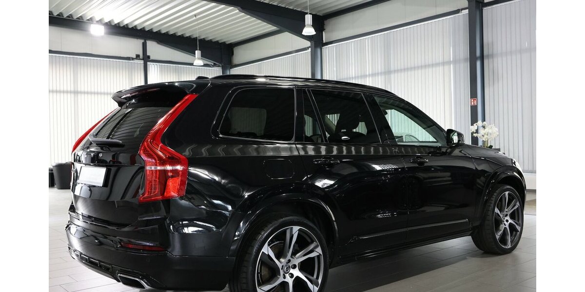 Volvo XC90 T8 P-HEV AWD EXPRESSION R-DESIGN / 7-SITZER 143.000 km 36.777 &euro; Hamm 59077