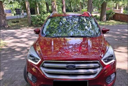Ford Kuga 130.000 km 15.100 &euro; Herzebrock-Clarholz 33442