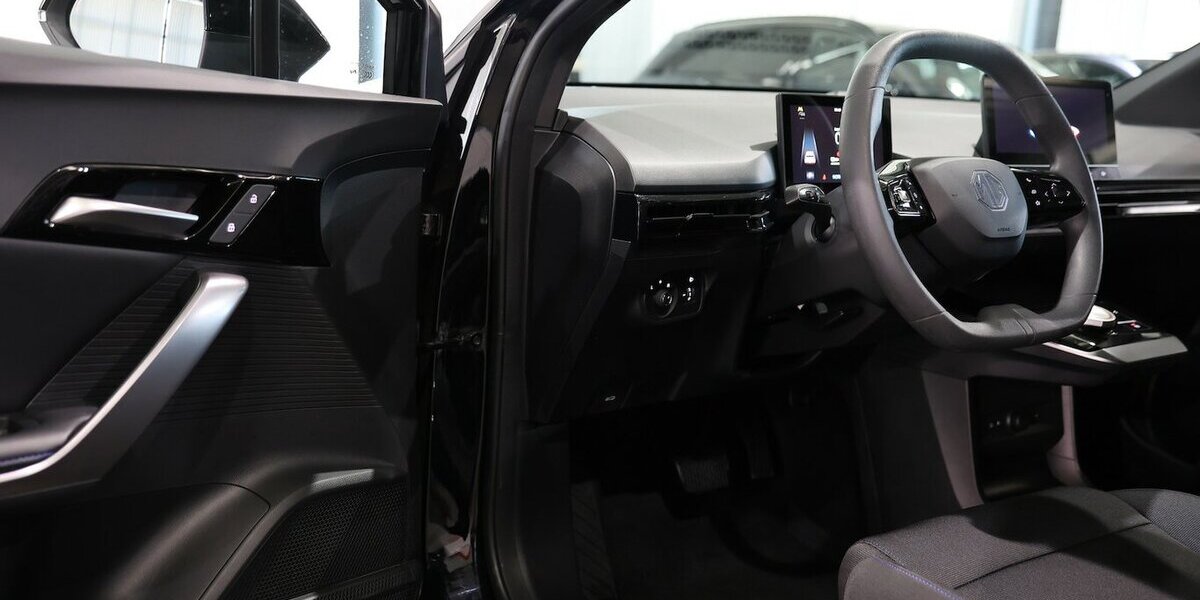 MG 4 ELECTRIC BLACK VIRTUAL, ACC+SPURHALTE, APPLE 40.000 km 17.777 &euro; Hamm 59077