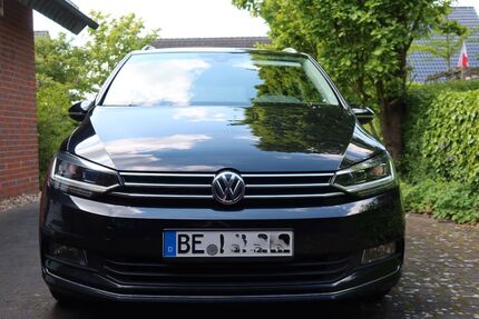 VW Touran 88.000 km 22.300 &euro; Oelde 59302