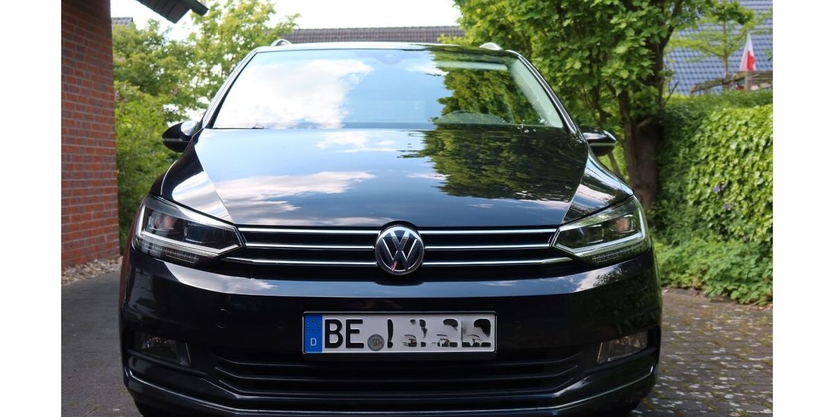 VW Touran 88.000 km 22.300 &euro; Oelde 59302