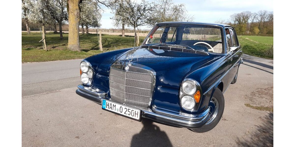 Mercedes-Benz 250 178.000 km 22.900 &euro; Hamm 59071