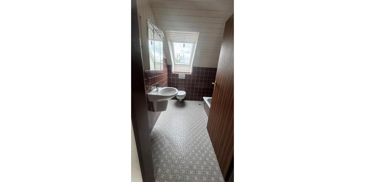 Einfamilienhaus Ascheberg - 8 Zimmer, 175 m&sup2;, 350.000&euro; | Angebot:24639805