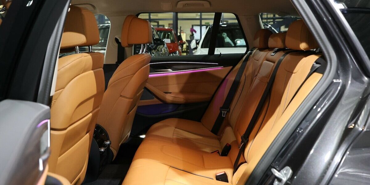 BMW 530i Touring INNOVATION LUXURY-LINE BUSINESS 45.000 km 38.777 &euro; Hamm 59077