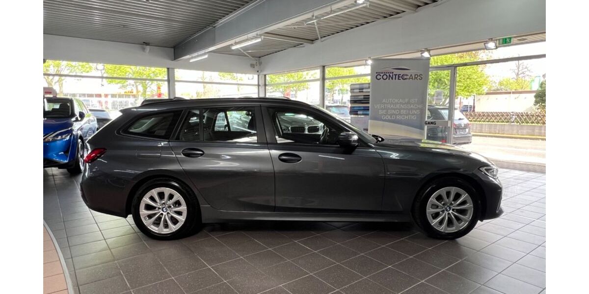 BMW 330 79.254 km 23.999 &euro; Werl 59457