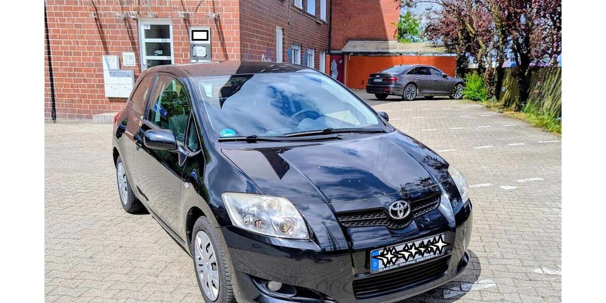 Toyota Auris 132.280 km 4.900 &euro; Münster 48155