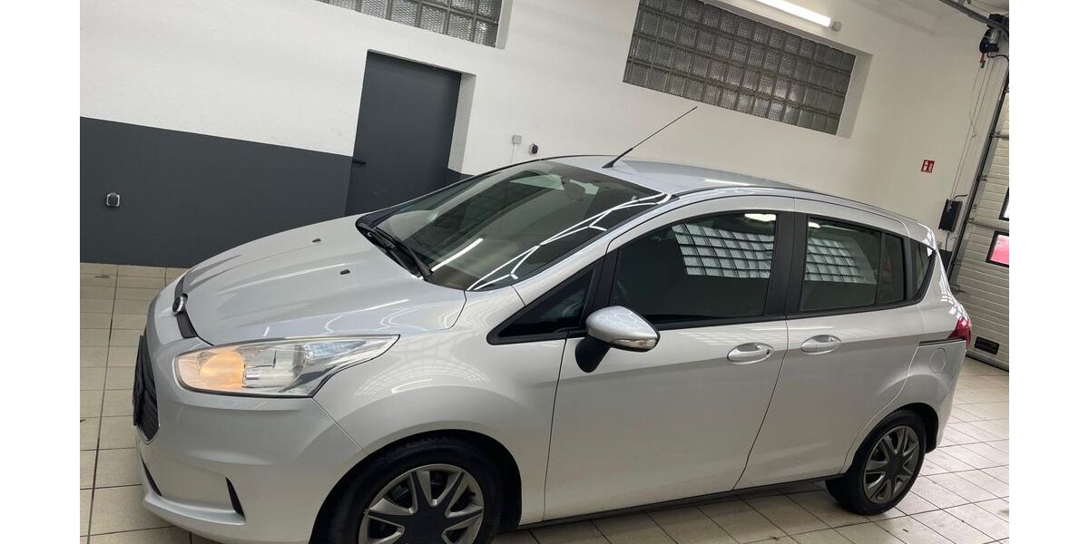 Ford B-Max 148.300 km 3.900 &euro; Kamen 59174