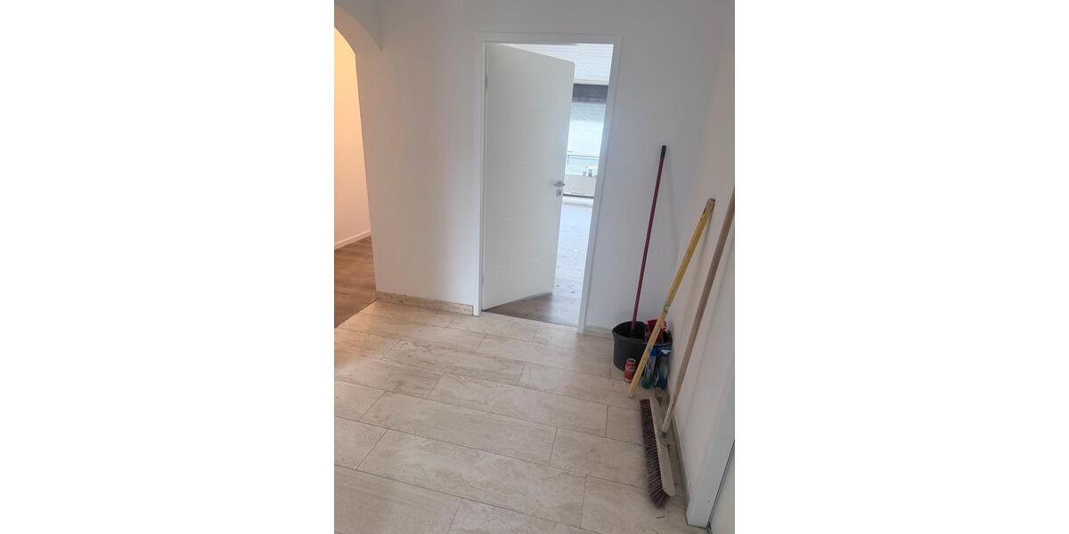 Etagenwohnung Beckum - 3.5 Zimmer, 98 m&sup2;, 980&euro; | Angebot:25933028