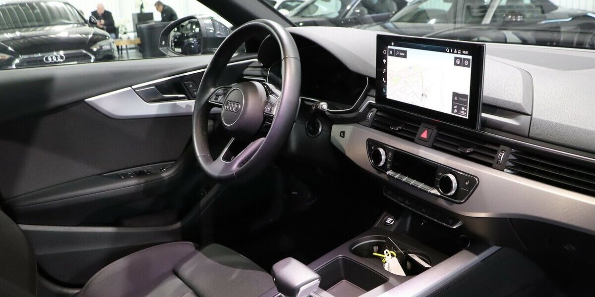 Audi A4 Avant 40 TFSI ADVANCED / LED / PANORAMA 55.000 km 27.333 &euro; Hamm 59077