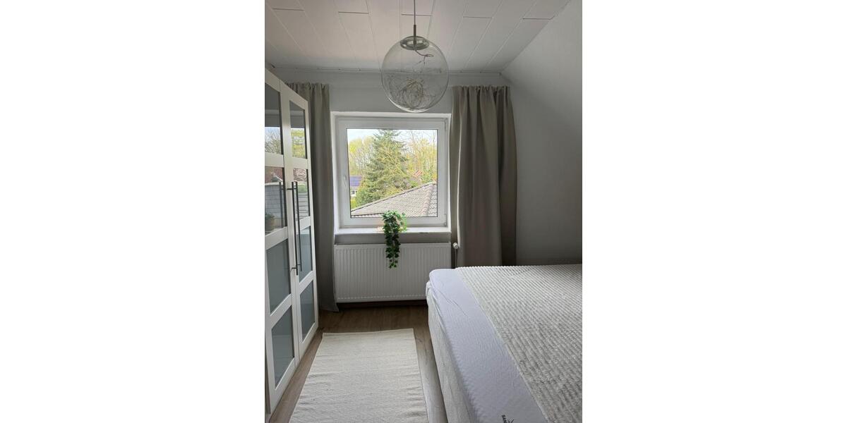 Dachgeschoßwohnung Unna Alte Heide - 2.5 Zimmer, 50 m&sup2;, 650&euro; | Angebot:26032948