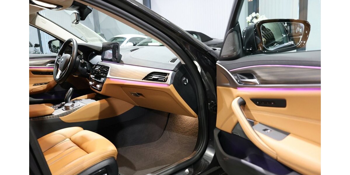 BMW 530i Touring INNOVATION LUXURY-LINE BUSINESS 45.000 km 38.777 &euro; Hamm 59077