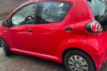 Toyota Aygo (X) 117.386 km 2.495 &euro; Ahlen 59229