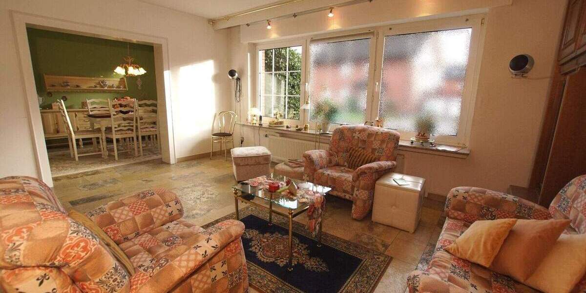 Doppelhaushälfte Oelde - 5 Zimmer, 157 m&sup2;, 265.000&euro; | Angebot:25688669